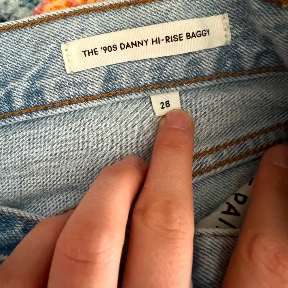 Aritzia- Denim Forum 90s Baggy Jeans